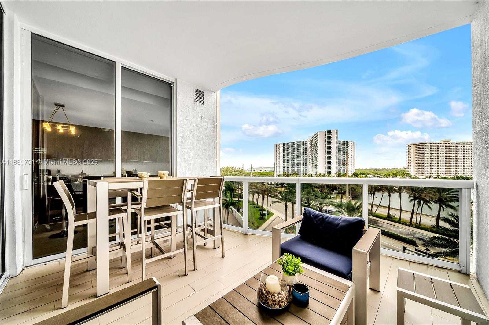 Small Image of 15901 COLLINS AVE #404, Sunny Isles Beach Number 11