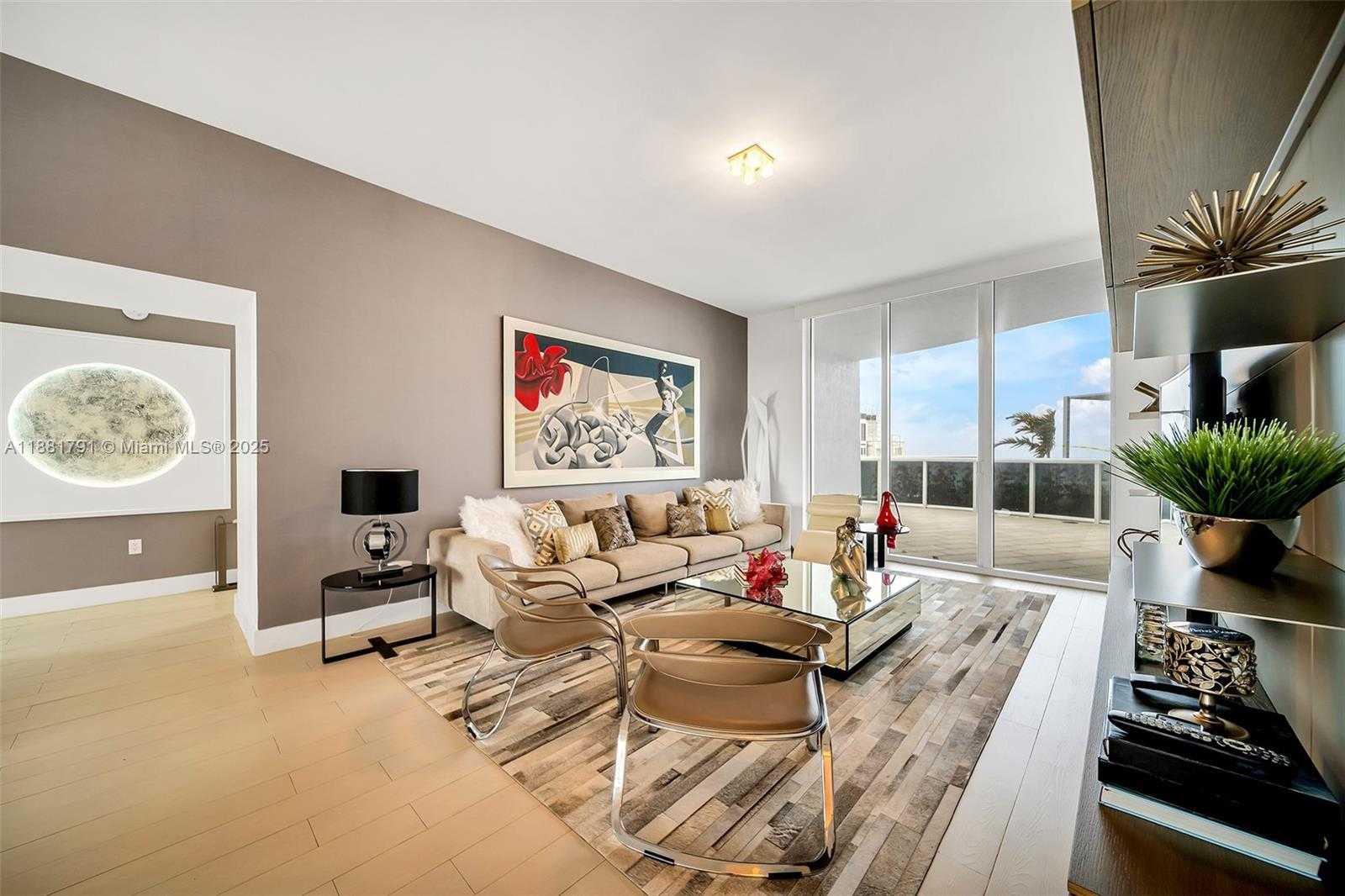 Small Image of 15901 COLLINS AVE #404, Sunny Isles Beach Number 3