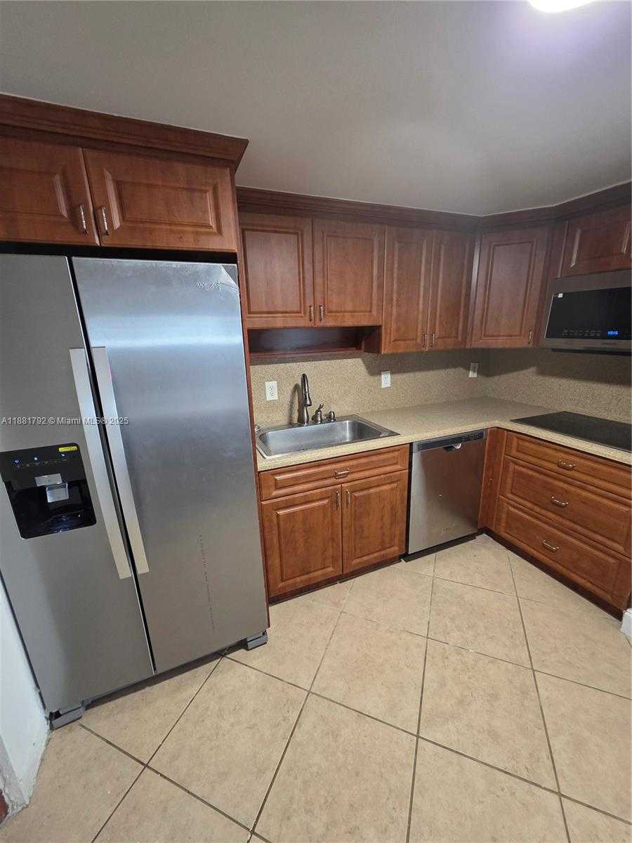 Small Image of 905 BRICKELL BAY DR #1522, Miami Number 8
