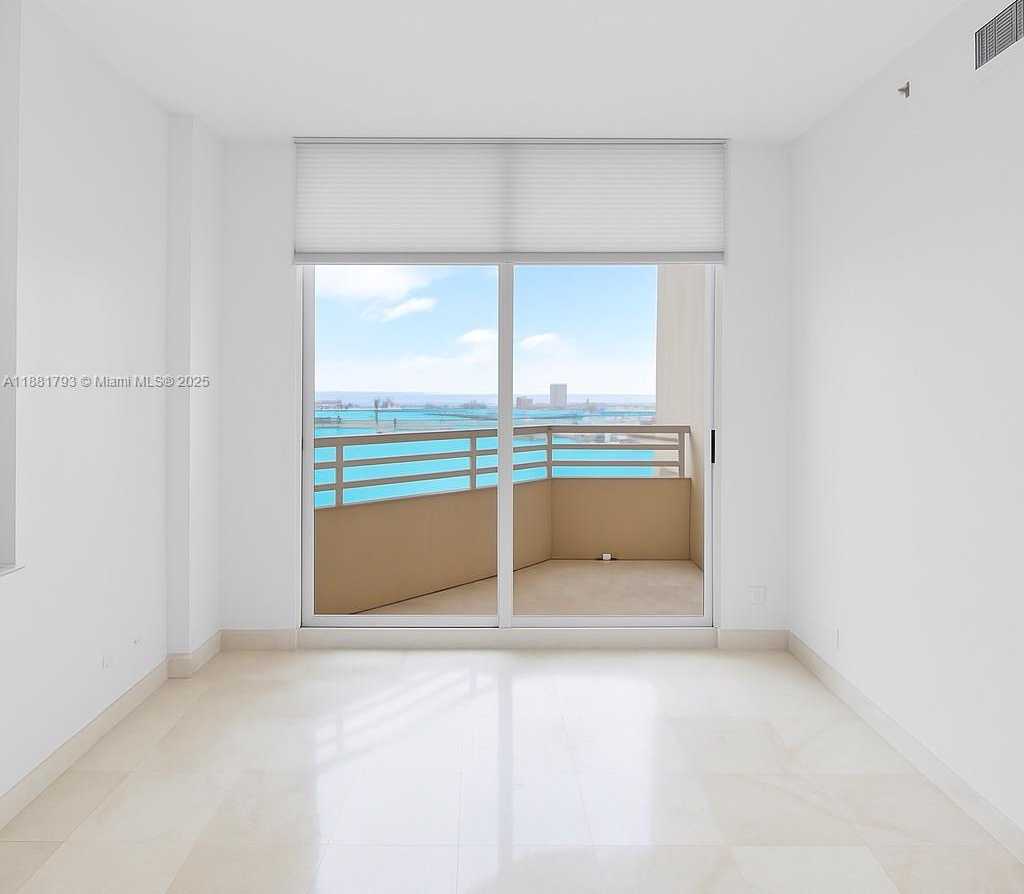 Small Image of 888 BRICKELL KEY #2510, Miami Number 10