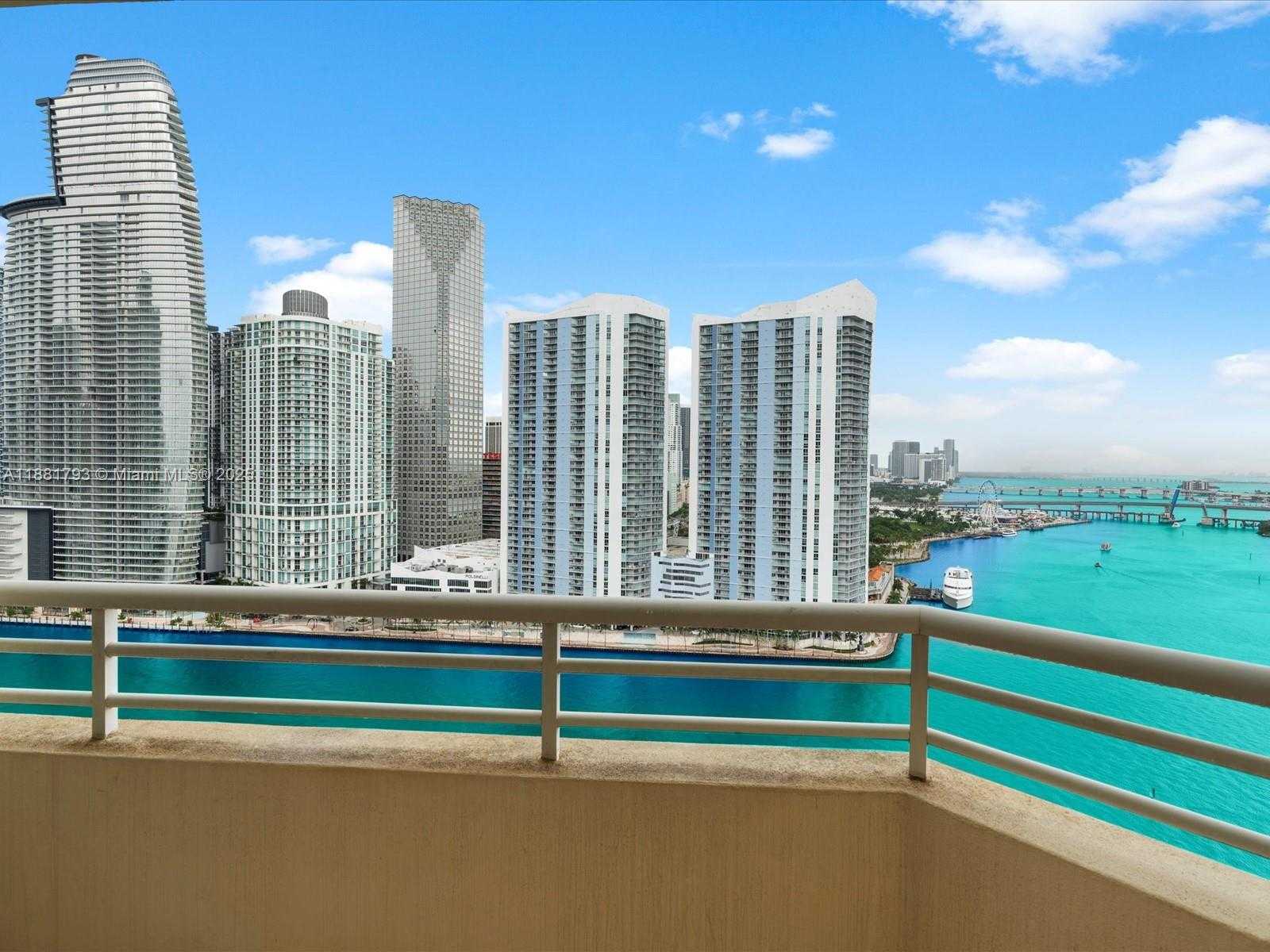 Small Image of 888 BRICKELL KEY #2510, Miami Number 3