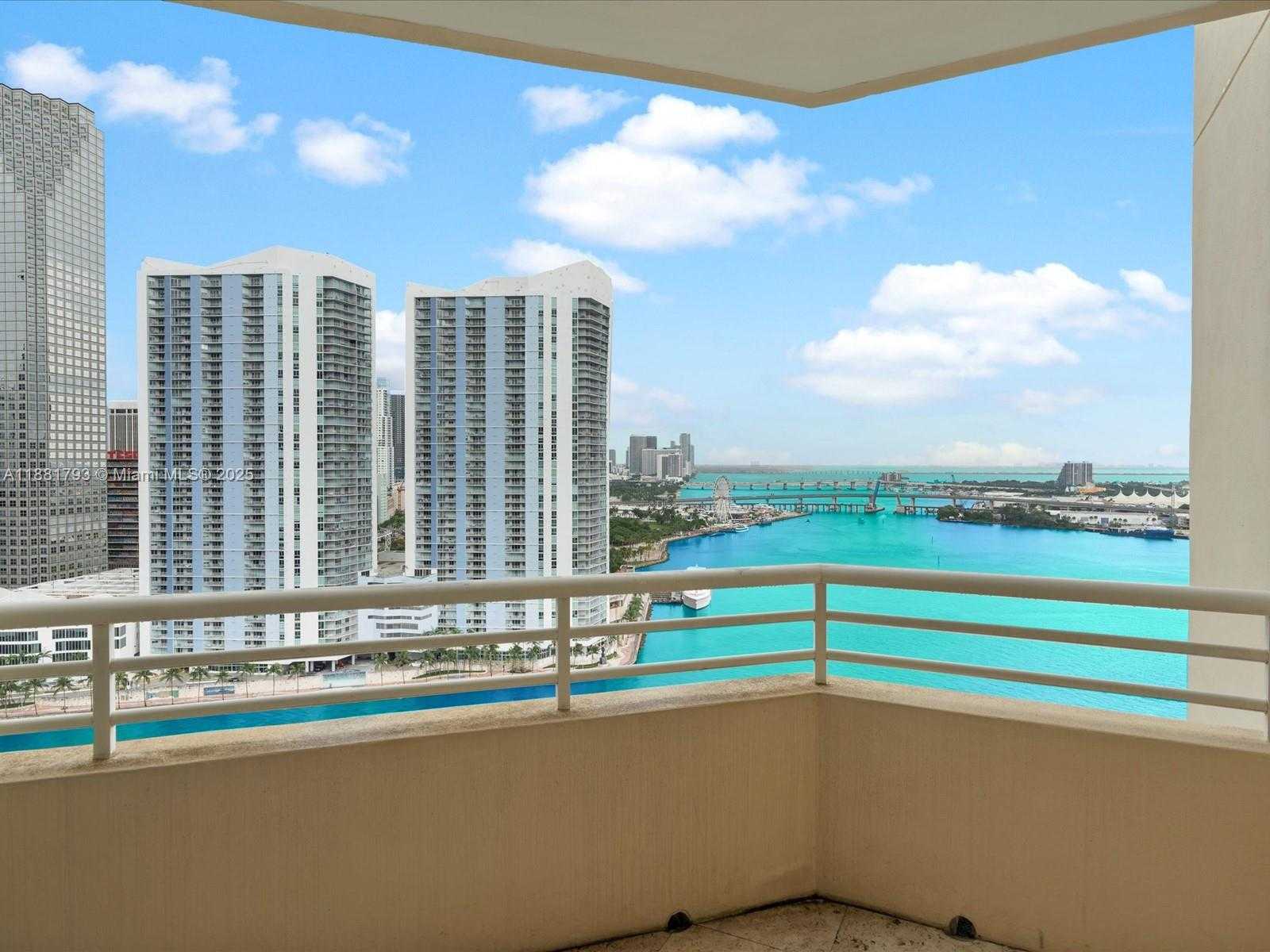 Small Image of 888 BRICKELL KEY #2510, Miami Number 7