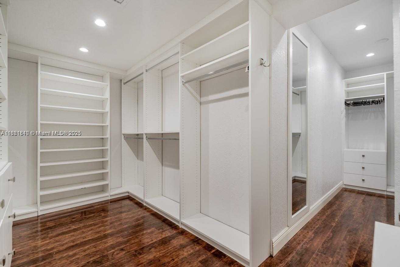 Small Image of 1365 SOUTH WEST 18TH ST, Miami Number 28