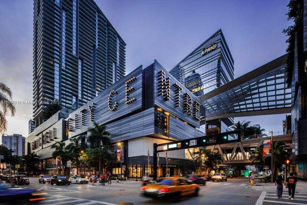 Small Image of 1365 SOUTH WEST 18TH ST, Miami Number 7
