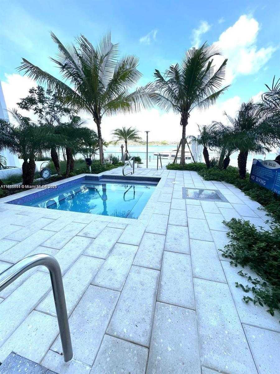 Small Image of 1000 WEST AVE #211, Miami Beach Number 10