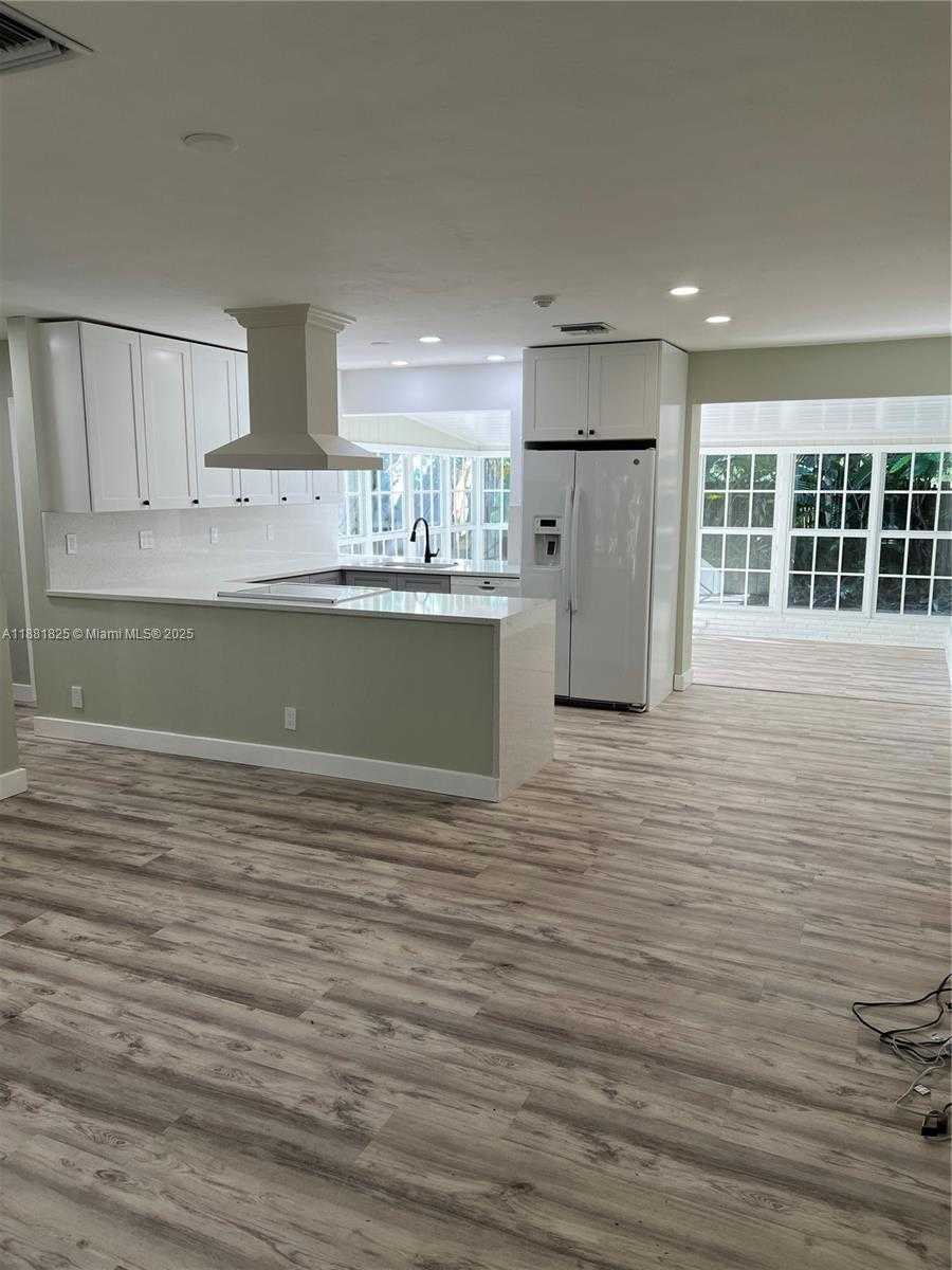Small Image of 500 NORTH EAST 27TH DR, Wilton Manors Number 13