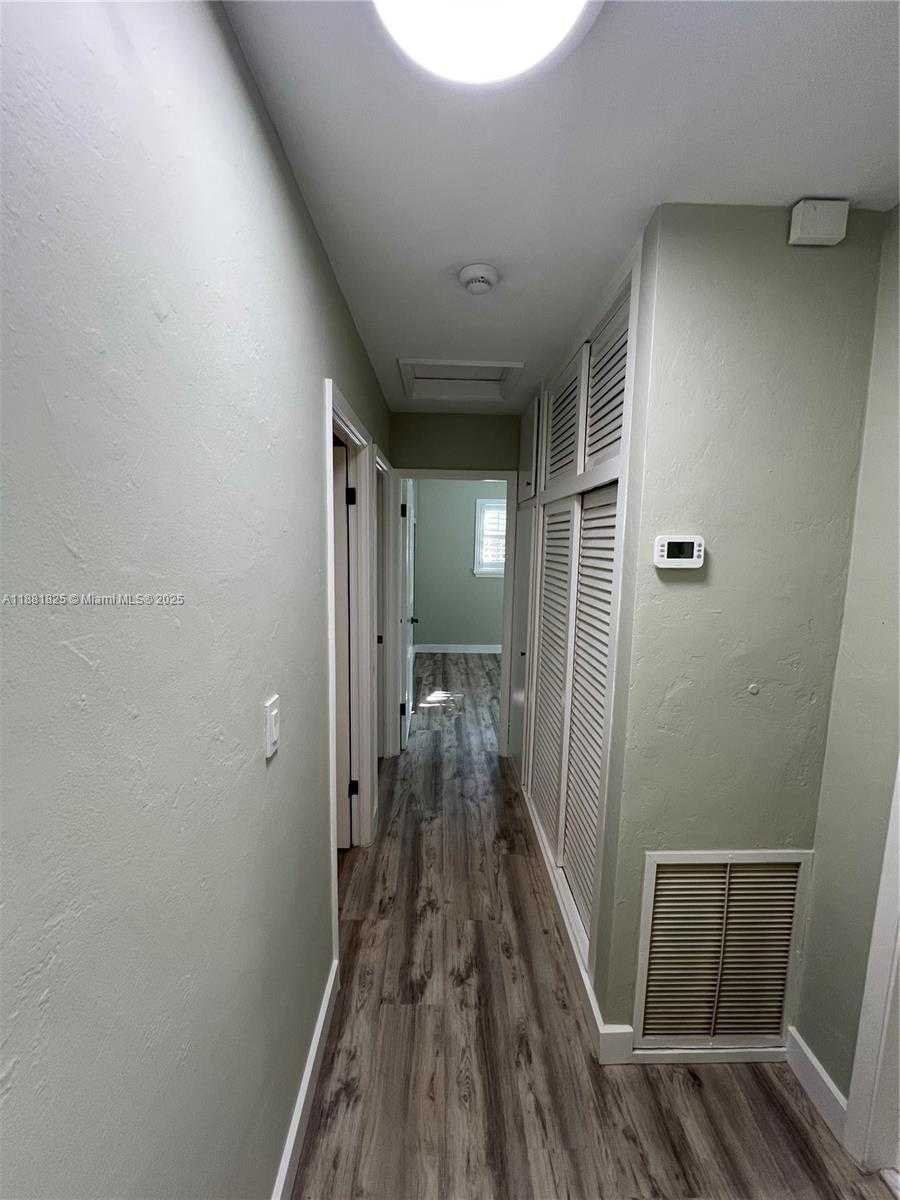 Small Image of 500 NORTH EAST 27TH DR, Wilton Manors Number 20