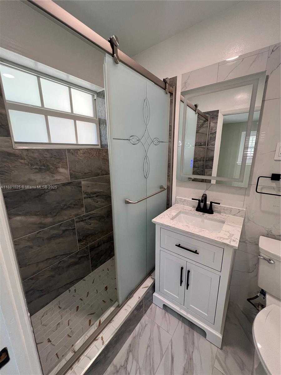 Small Image of 500 NORTH EAST 27TH DR, Wilton Manors Number 29