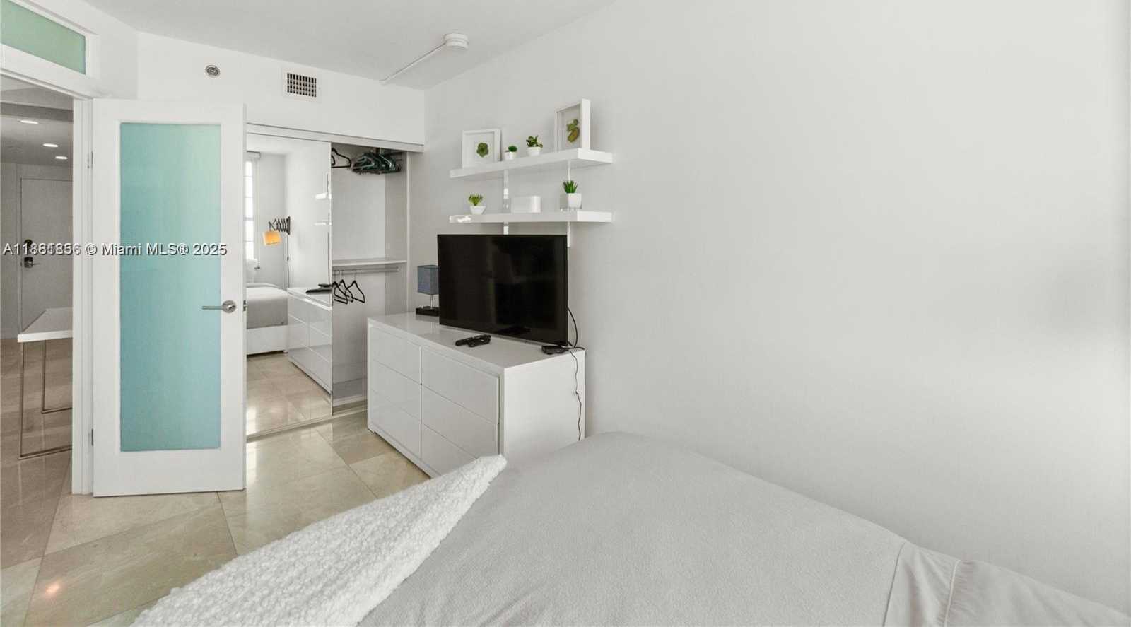 Small Image of 100 LINCOLN RD #1046, Miami Beach Number 13