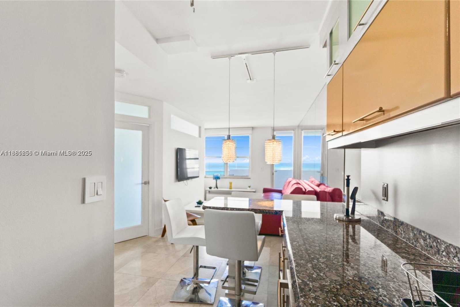 Small Image of 100 LINCOLN RD #1046, Miami Beach Number 5