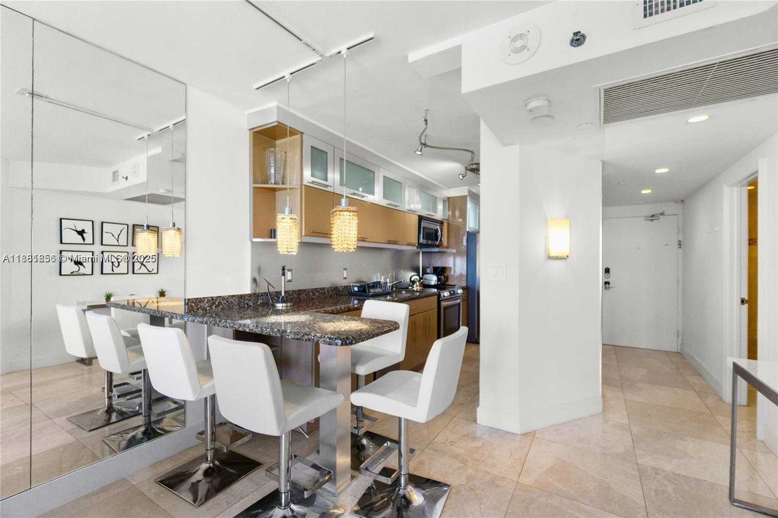 Small Image of 100 LINCOLN RD #1046, Miami Beach Number 8