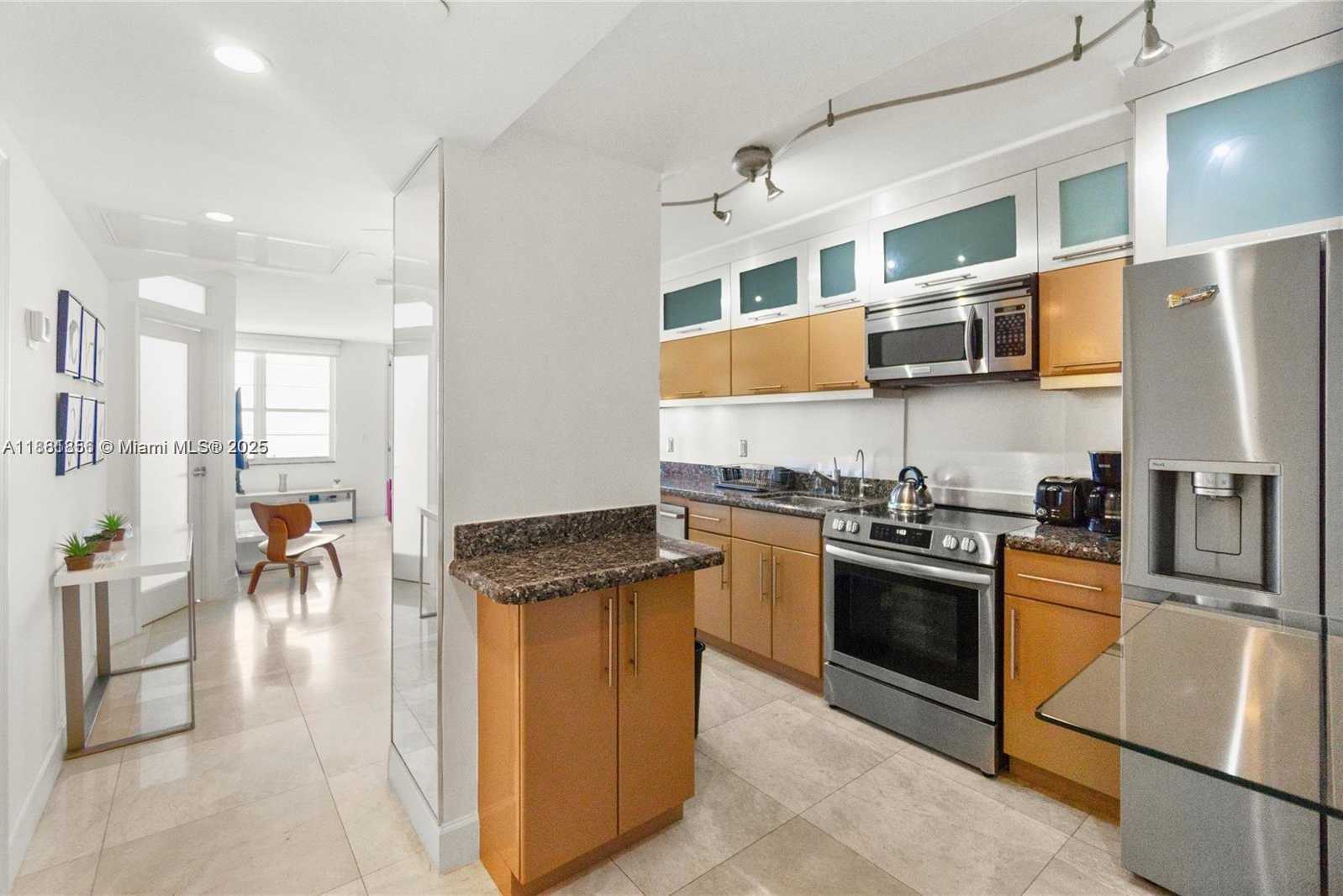 Small Image of 100 LINCOLN RD #1046, Miami Beach Number 9