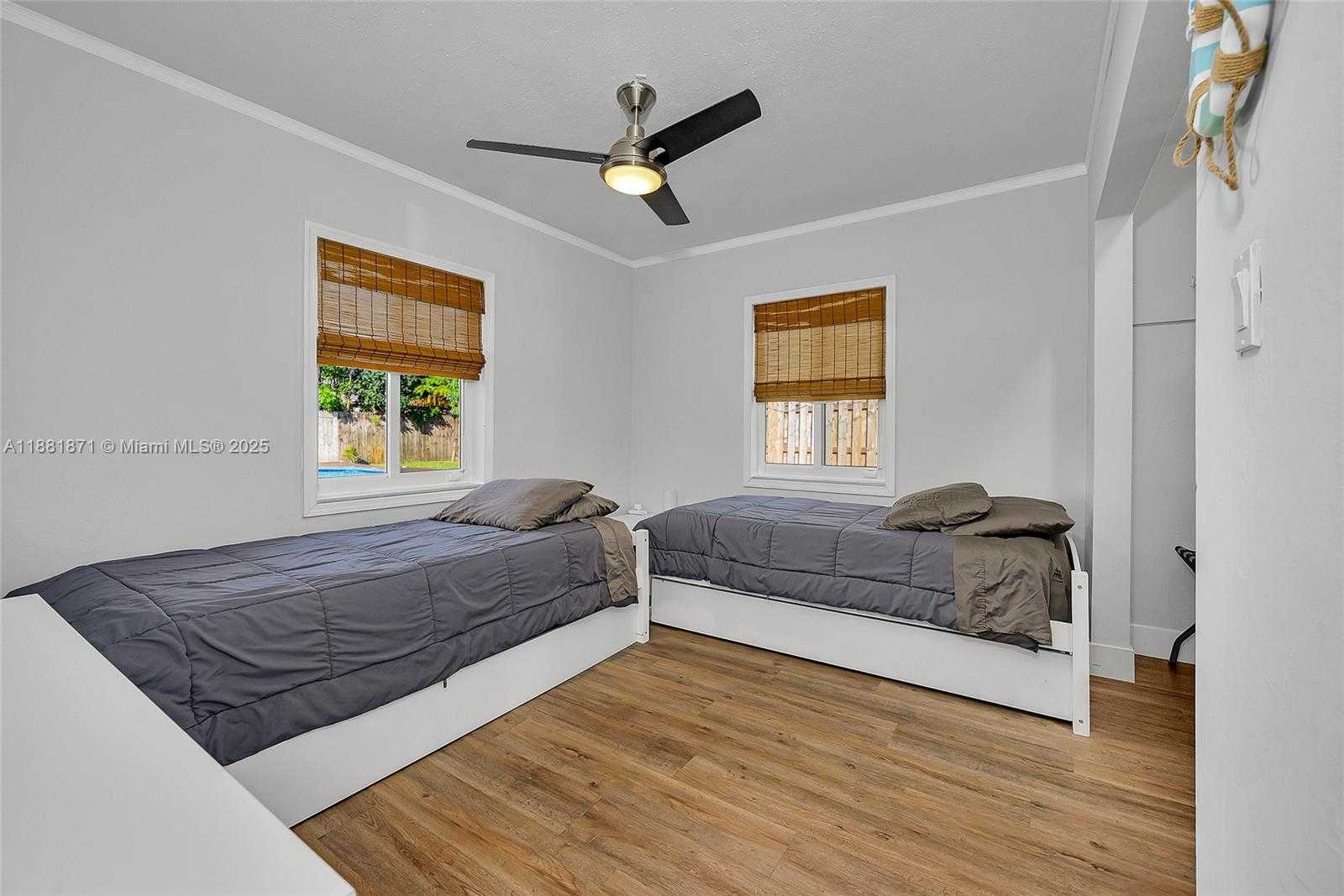 Small Image of 4881 NORTH EAST 2ND AVE, Oakland Park Number 13