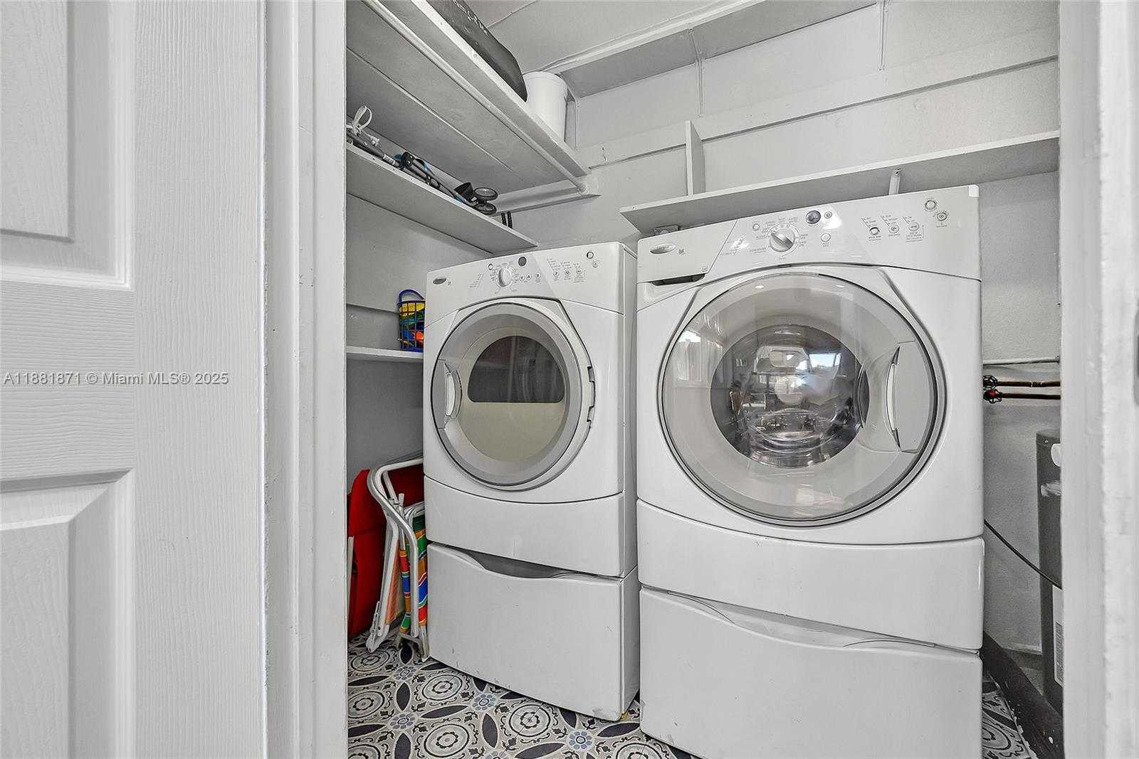 Small Image of 4881 NORTH EAST 2ND AVE, Oakland Park Number 21