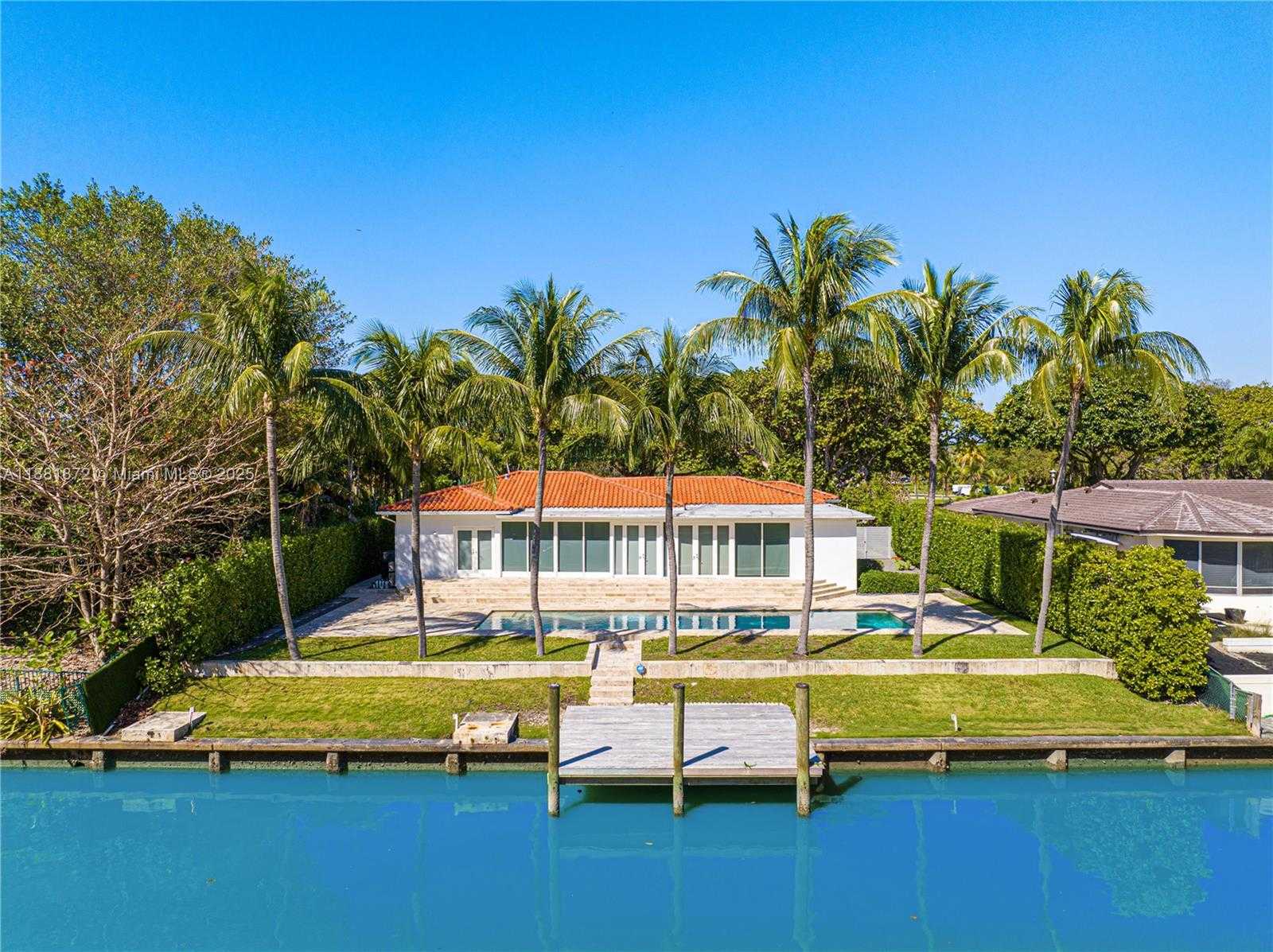 Small Image of 720 LAKE ROAD, Miami Number 11