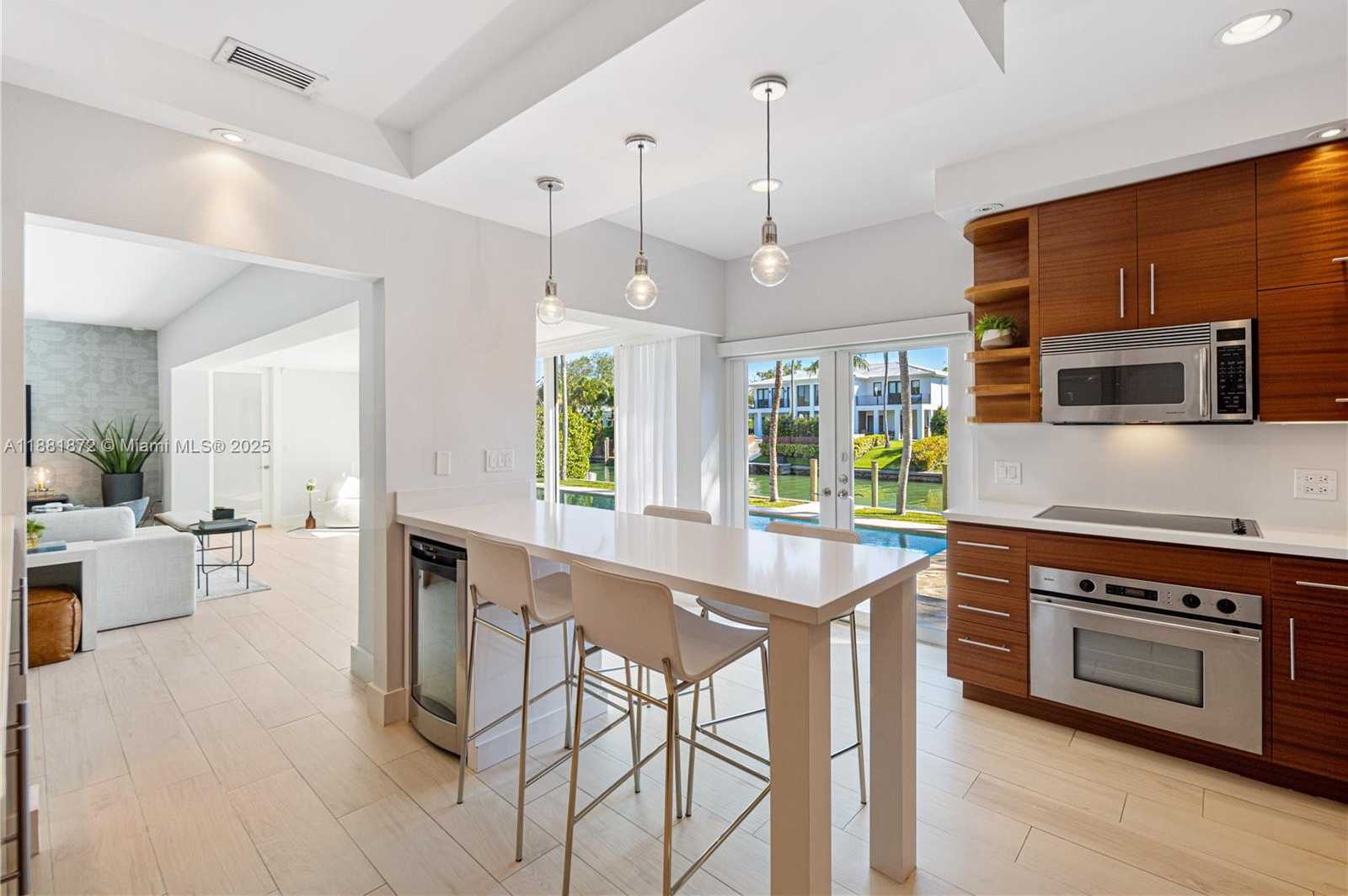 Small Image of 720 LAKE ROAD, Miami Number 18