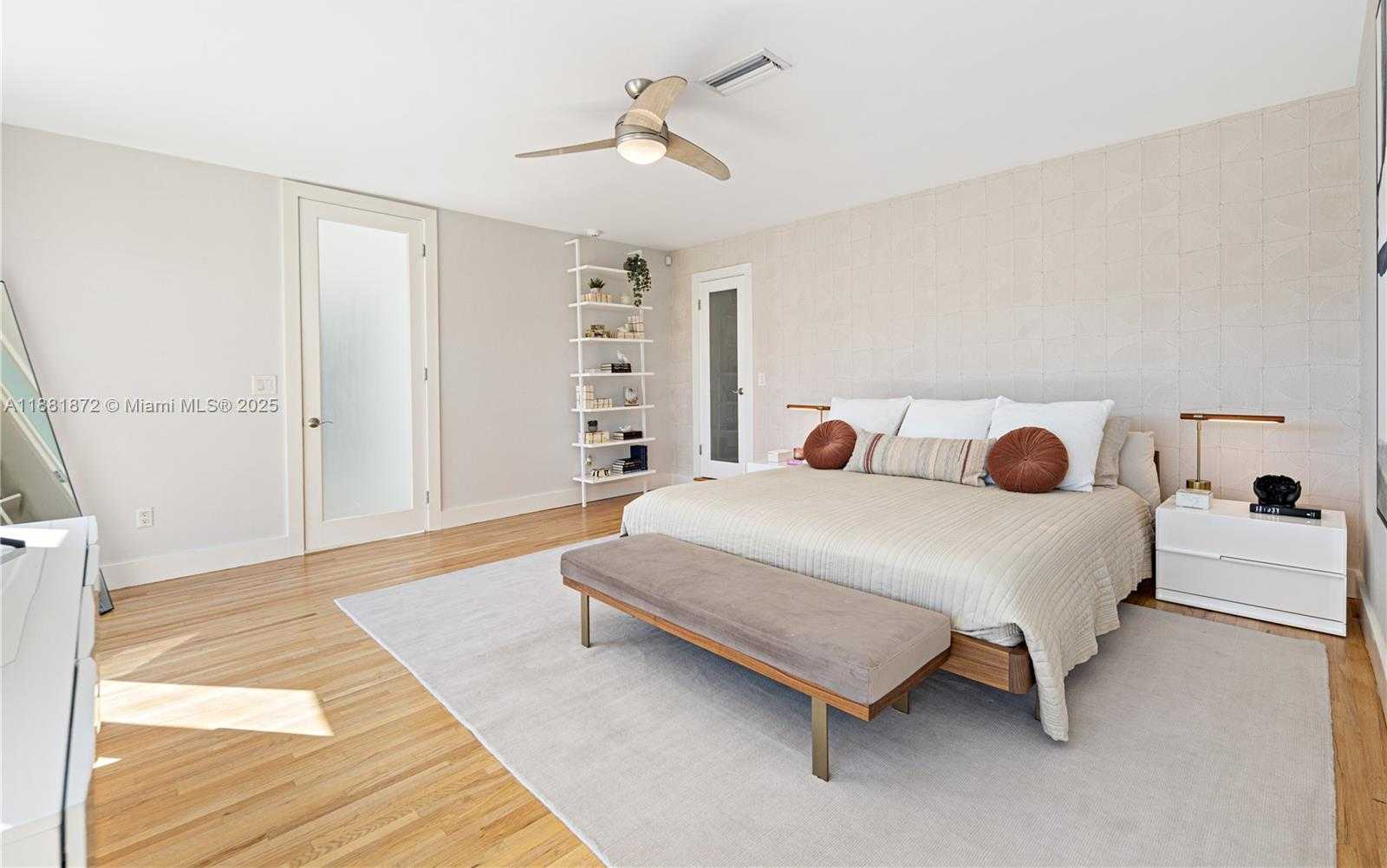 Small Image of 720 LAKE ROAD, Miami Number 21