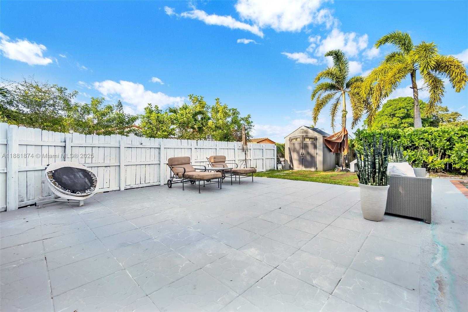 Small Image of 5207 HAYES ST, Hollywood Number 10