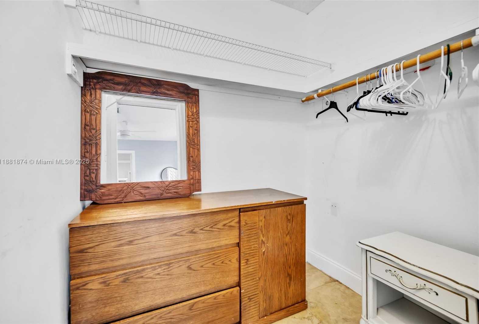 Small Image of 5207 HAYES ST, Hollywood Number 6