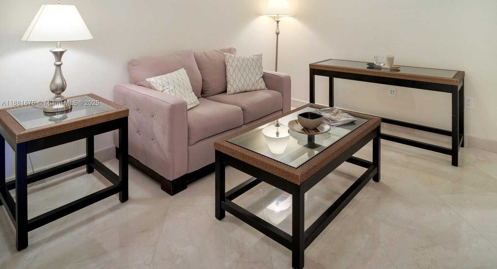 Small Image of 1850 SOUTH OCEAN DR #2203, Hallandale Beach Number 11