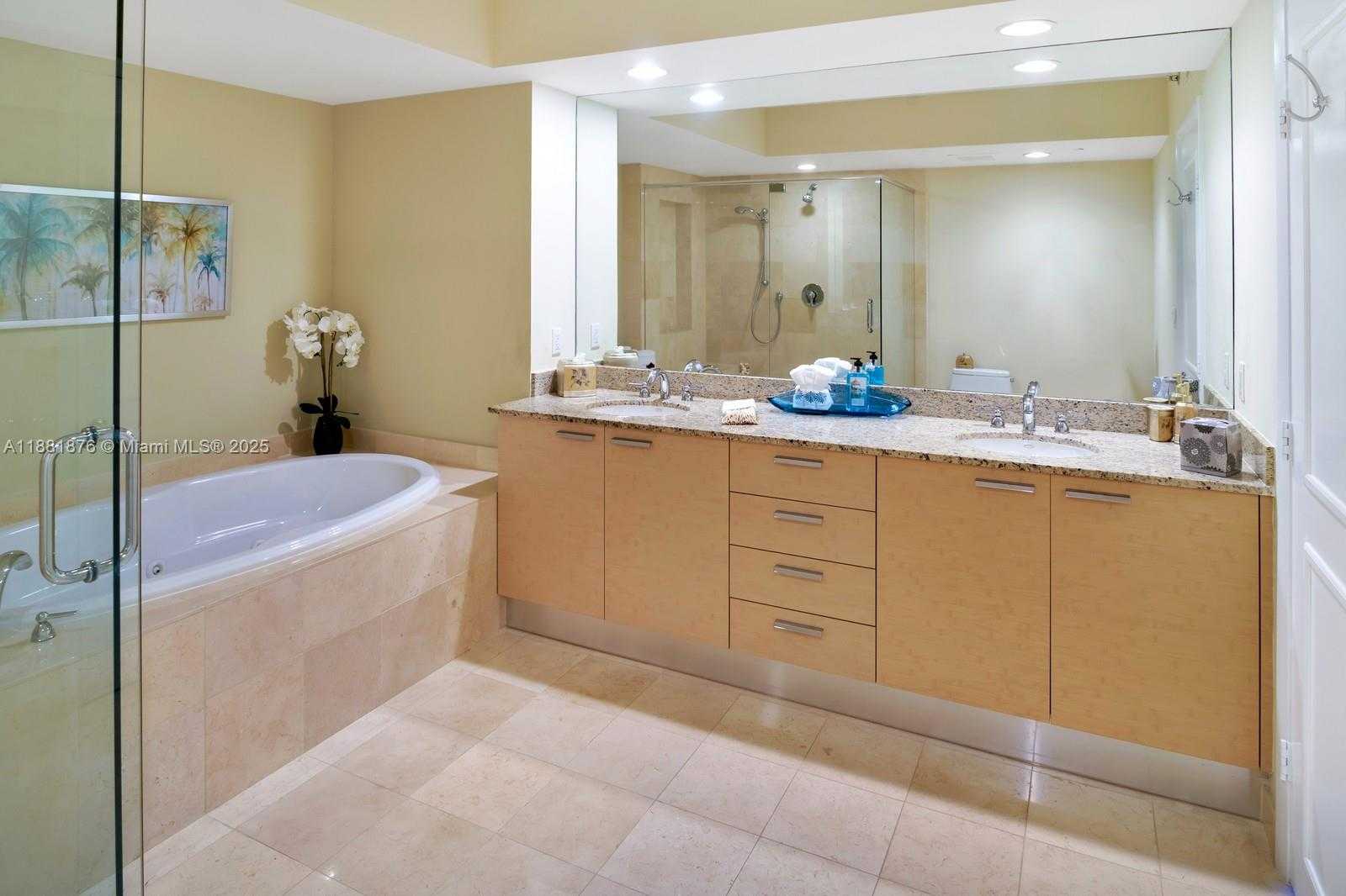 Small Image of 1850 SOUTH OCEAN DR #2203, Hallandale Beach Number 8
