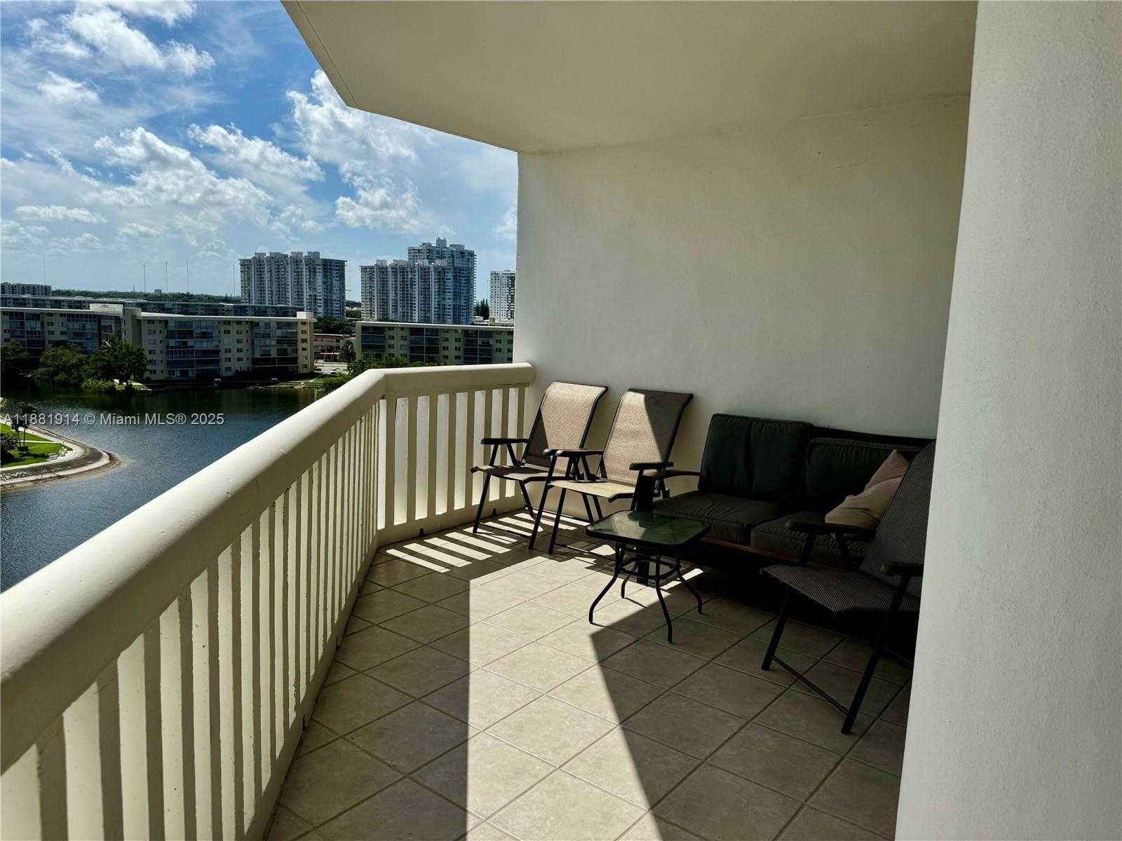 Small Image of 1000 ISLAND BLVD #811, Aventura Number 15