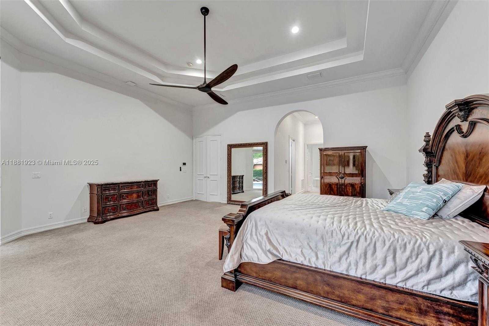 Small Image of 3203 WEST STONEBROOK CIR, Davie Number 21