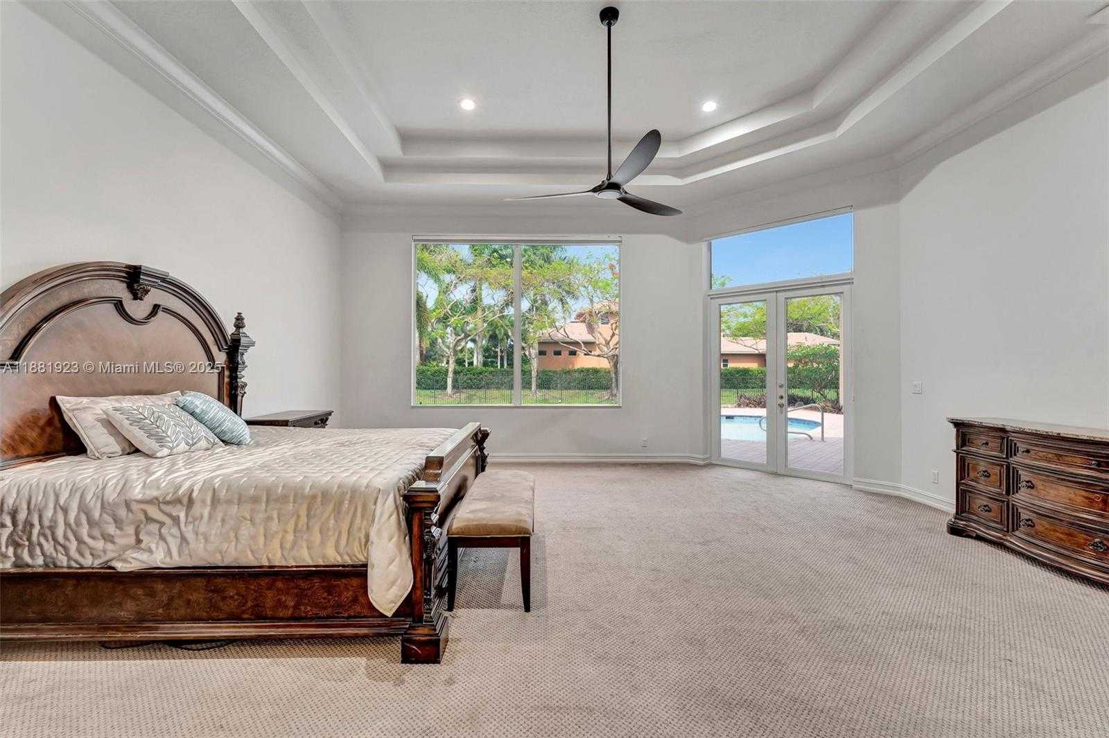 Small Image of 3203 WEST STONEBROOK CIR, Davie Number 22