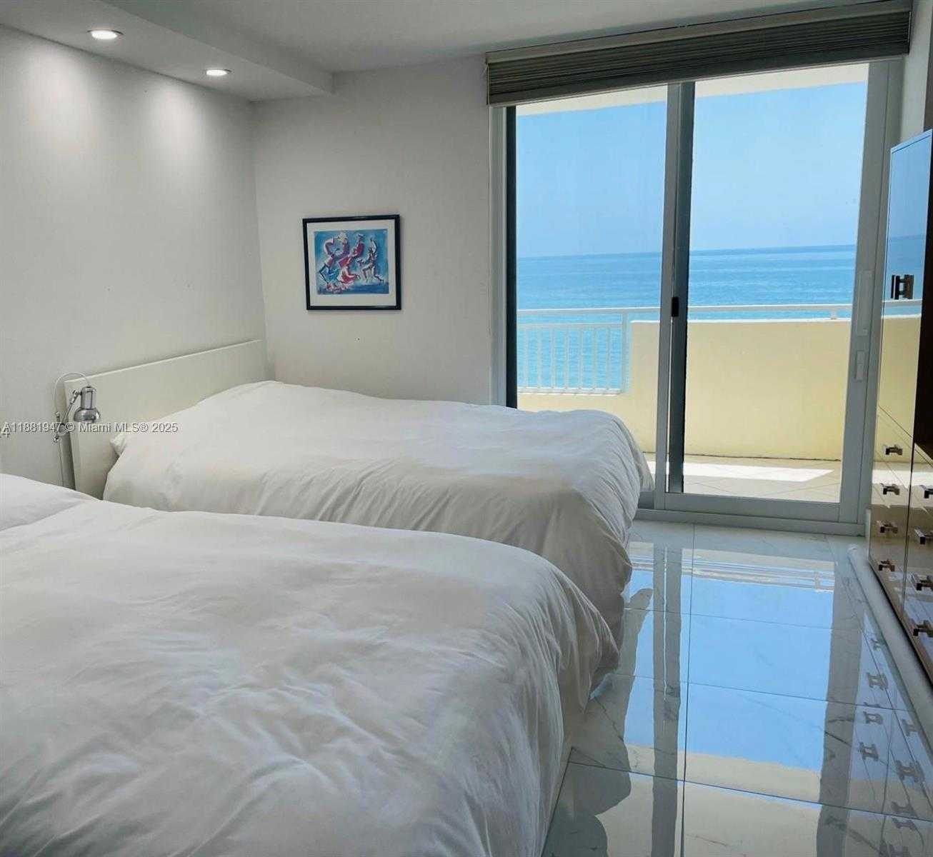 Small Image of 3180 SOUTH OCEAN DR #408, Hallandale Beach Number 11