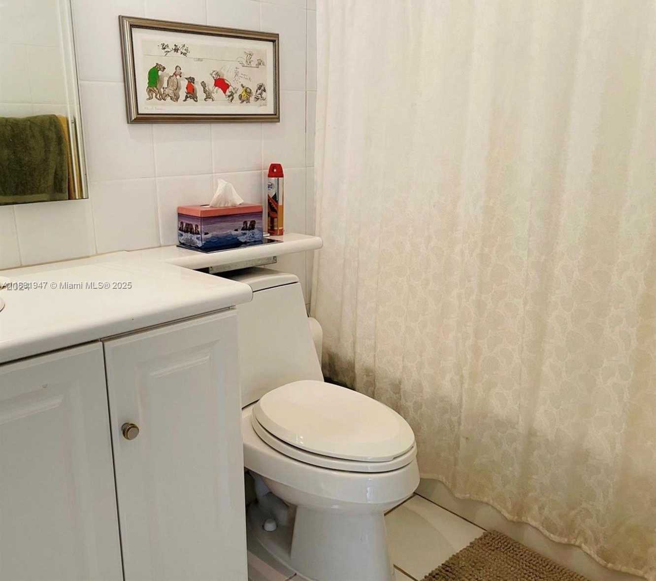 Small Image of 3180 SOUTH OCEAN DR #408, Hallandale Beach Number 13
