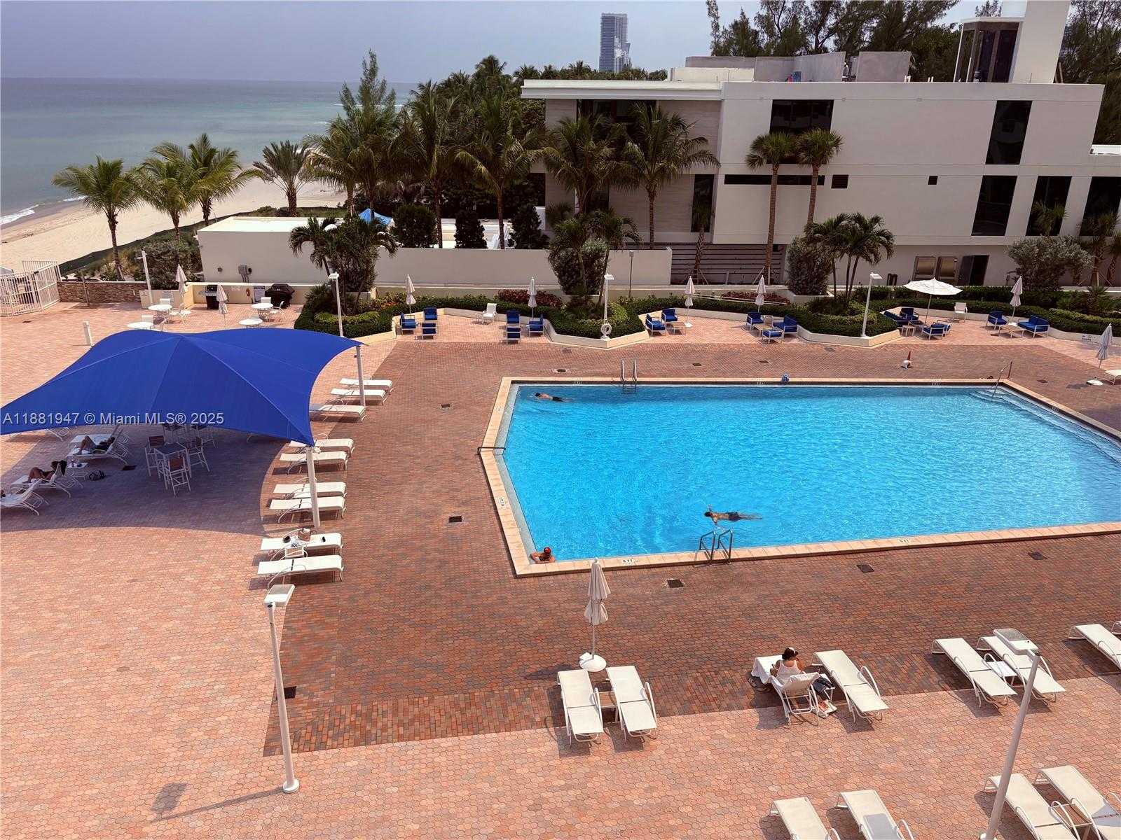 Small Image of 3180 SOUTH OCEAN DR #408, Hallandale Beach Number 14