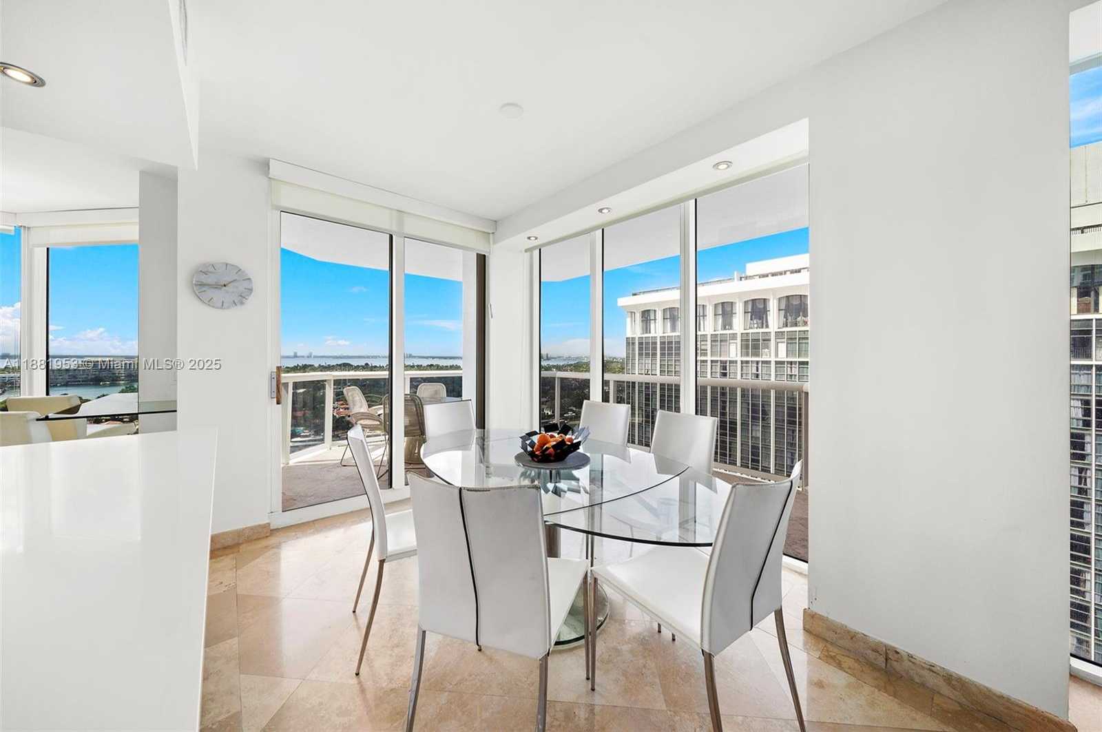 Small Image of 4779 COLLINS AVE #1707, Miami Beach Number 12