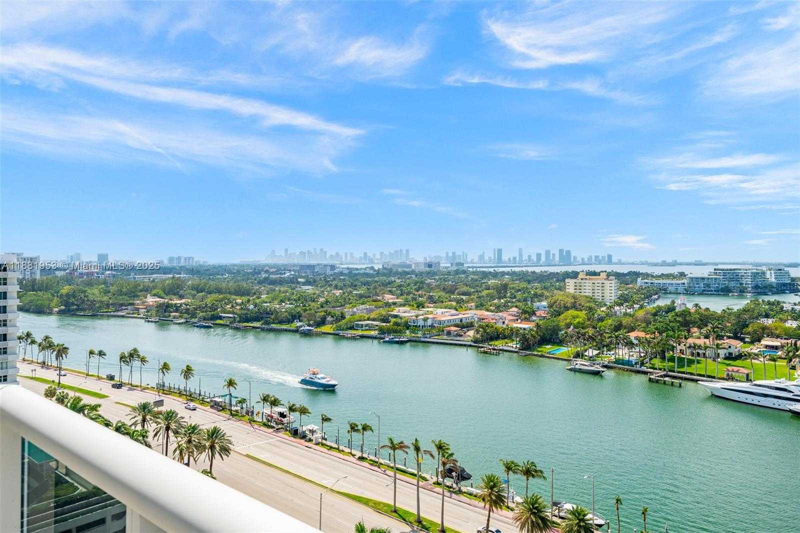 Small Image of 4779 COLLINS AVE #1707, Miami Beach Number 17