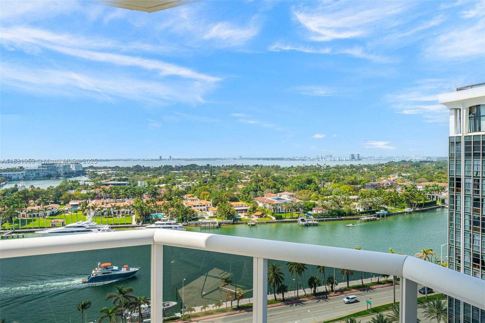 Small Image of 4779 COLLINS AVE #1707, Miami Beach Number 21