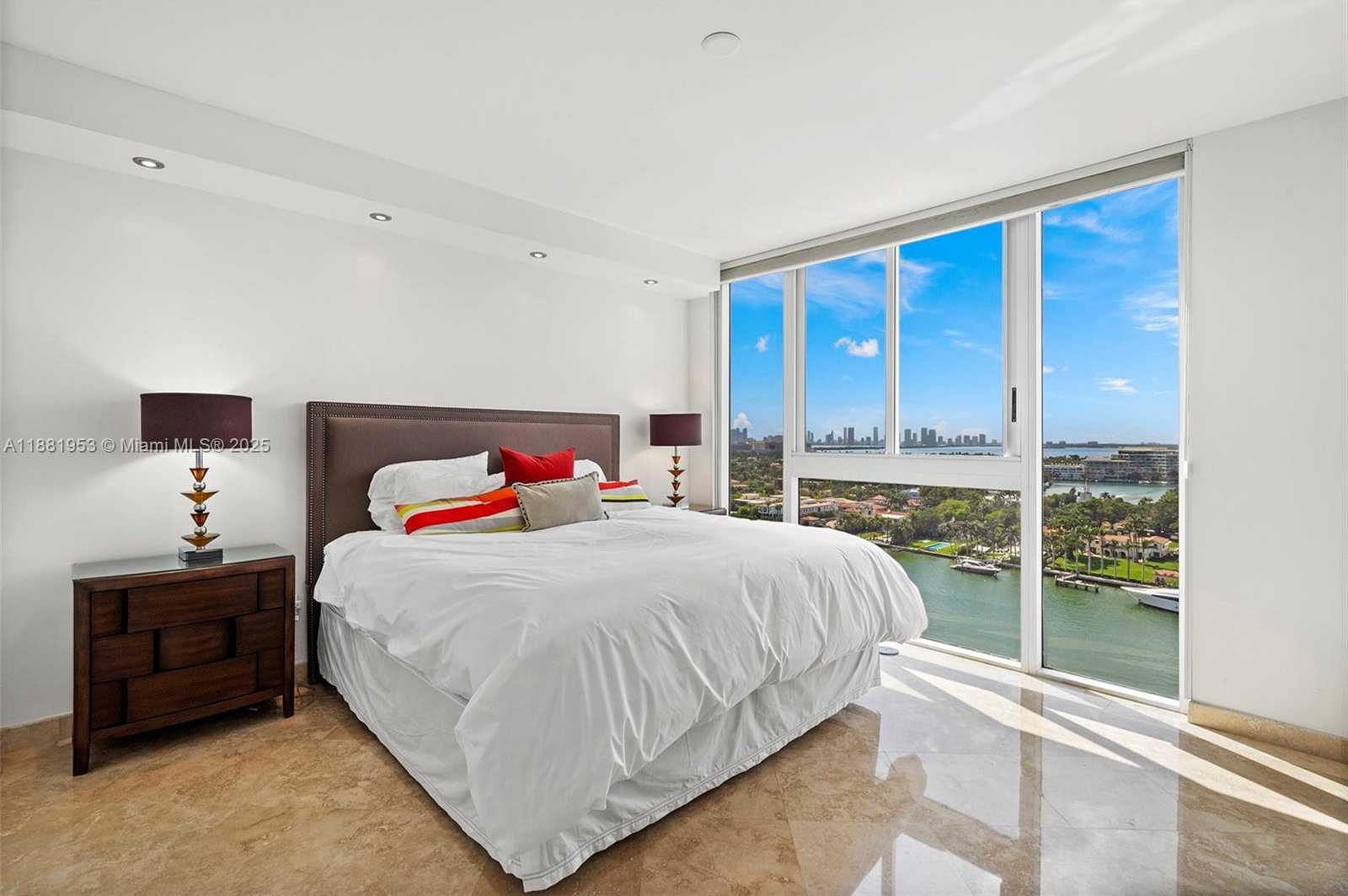 Small Image of 4779 COLLINS AVE #1707, Miami Beach Number 28
