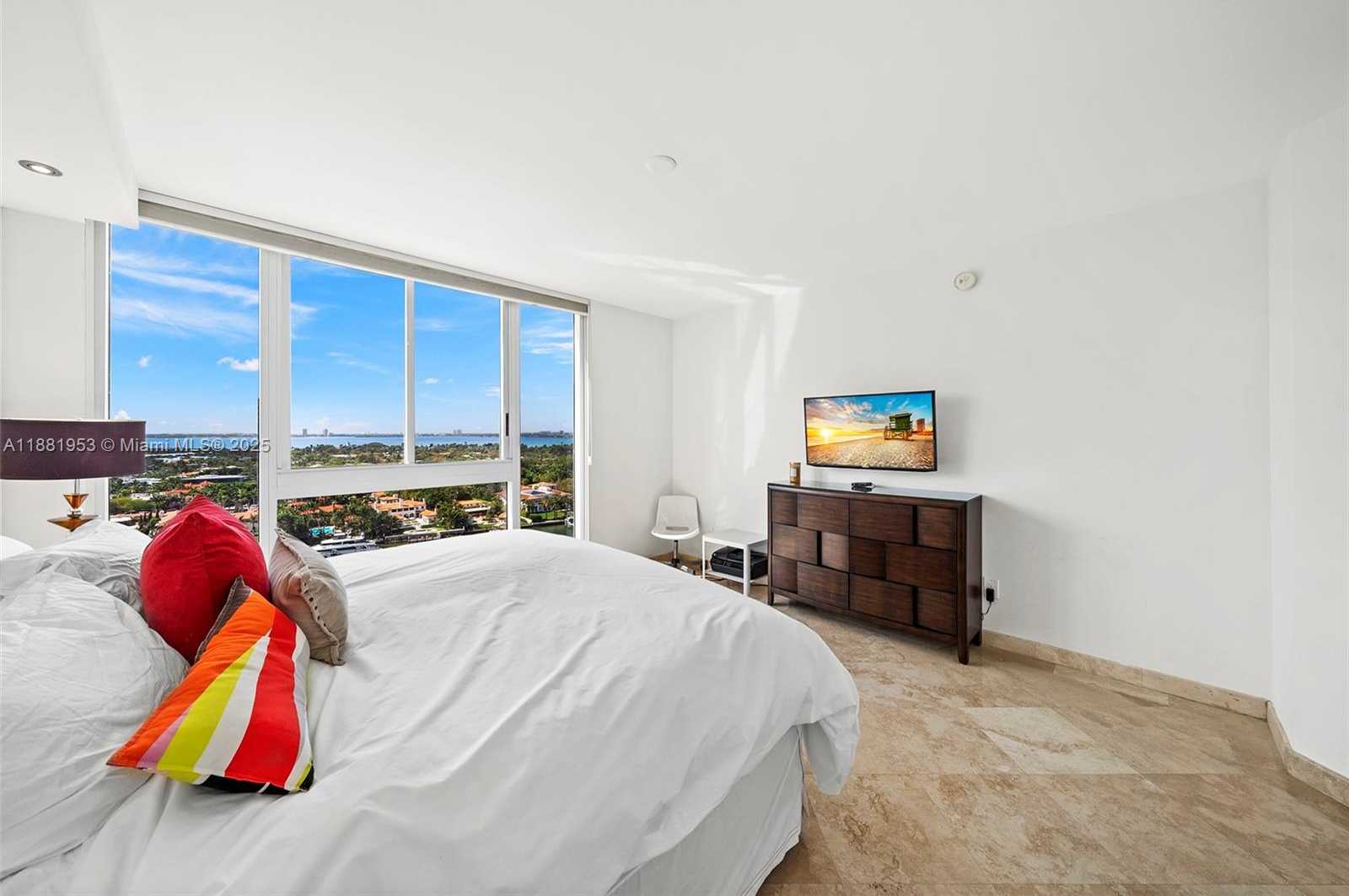 Small Image of 4779 COLLINS AVE #1707, Miami Beach Number 30