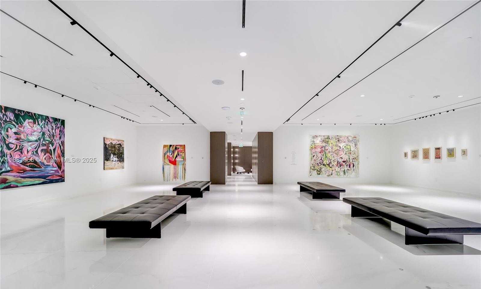 Small Image of 300 BISCAYNE BOULEVARD WAY #5108, Miami Number 14
