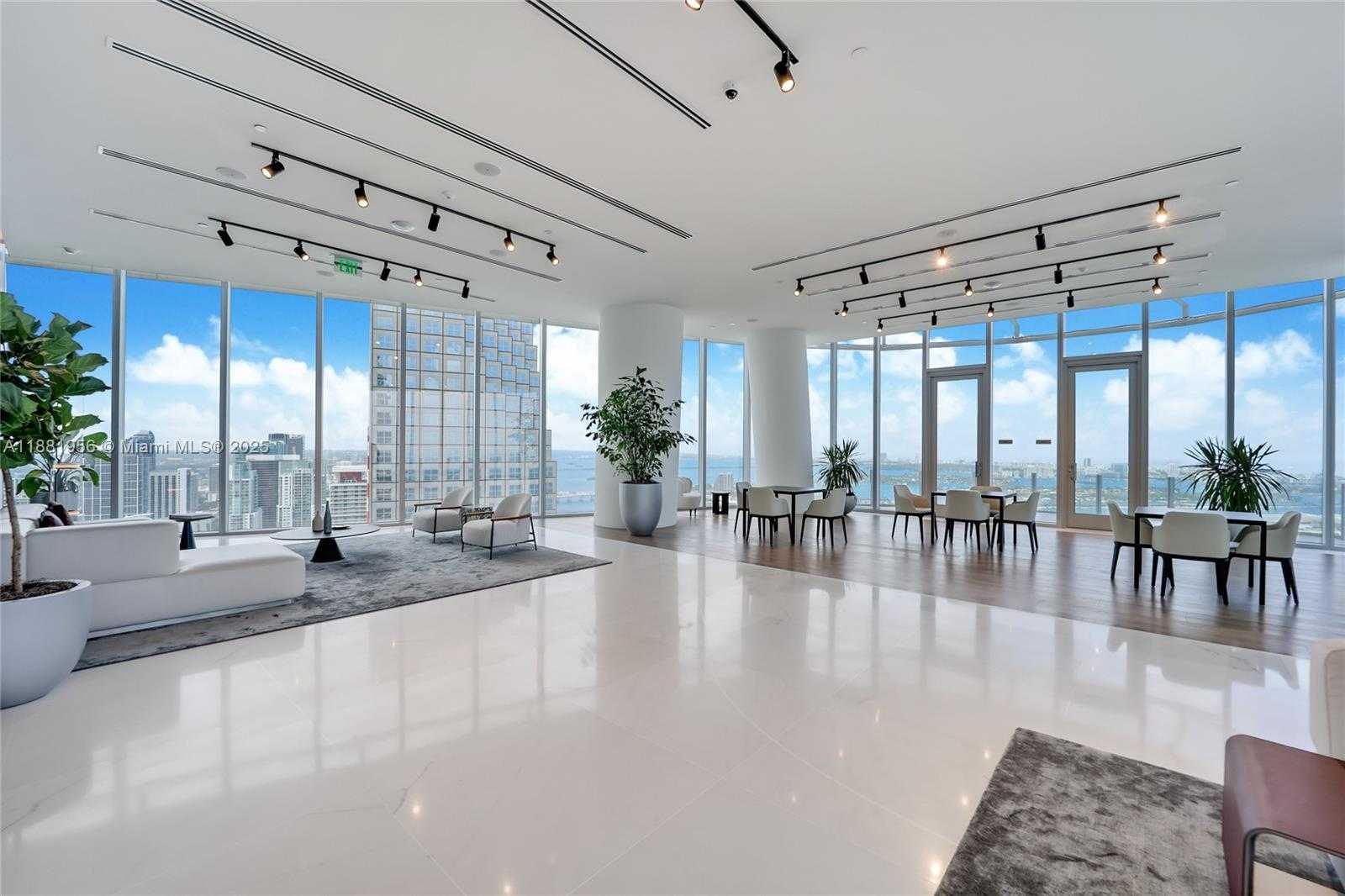 Small Image of 300 BISCAYNE BOULEVARD WAY #5108, Miami Number 27