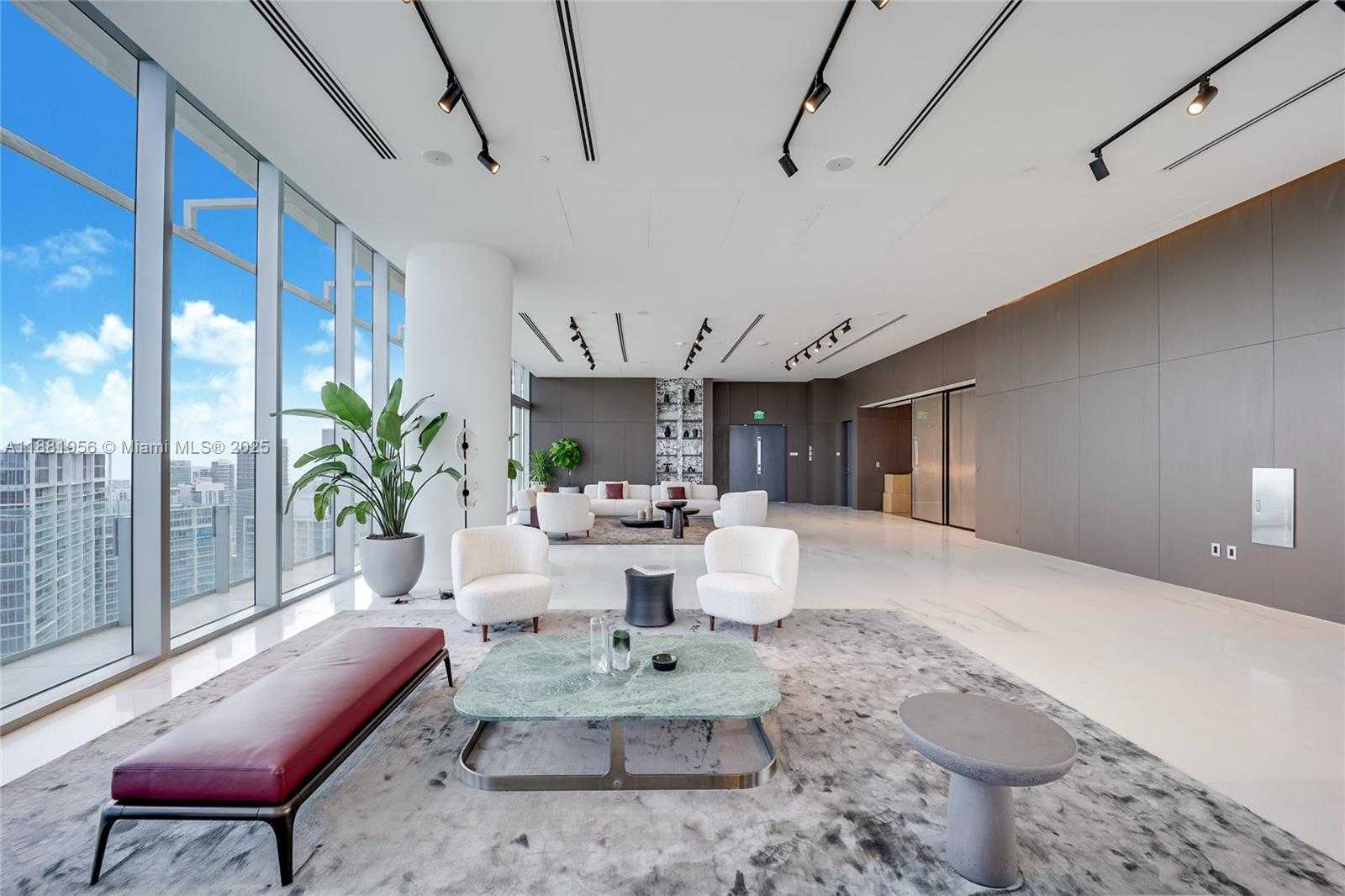 Small Image of 300 BISCAYNE BOULEVARD WAY #5108, Miami Number 28