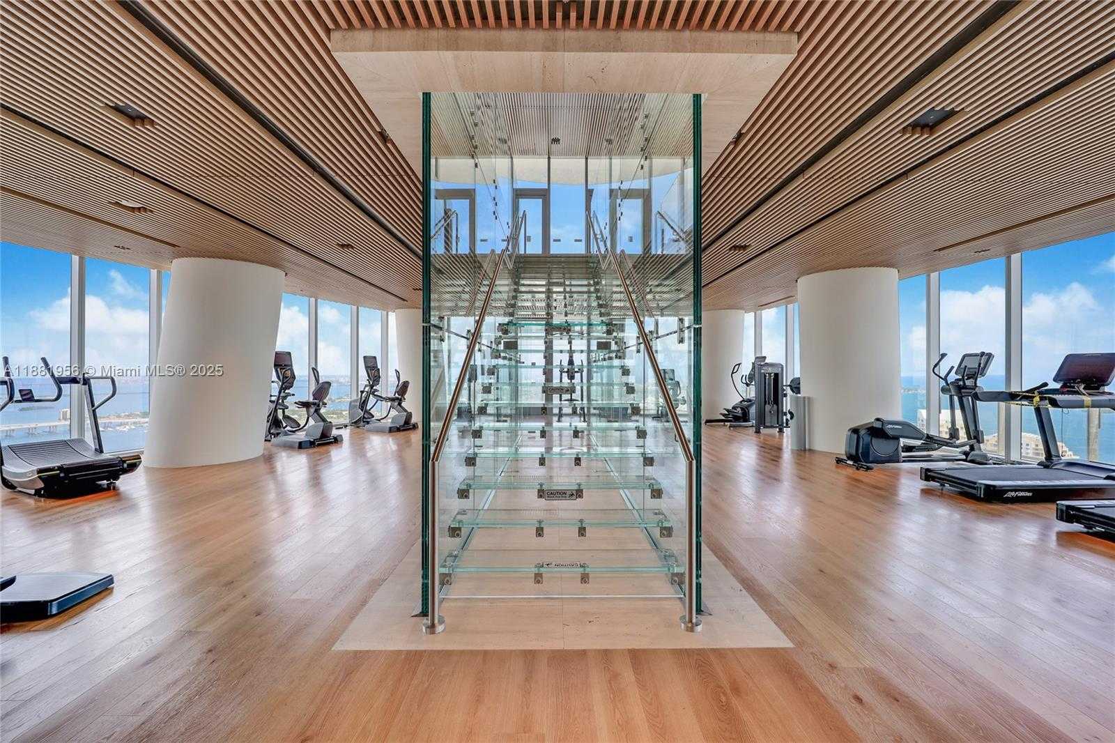 Small Image of 300 BISCAYNE BOULEVARD WAY #5108, Miami Number 34