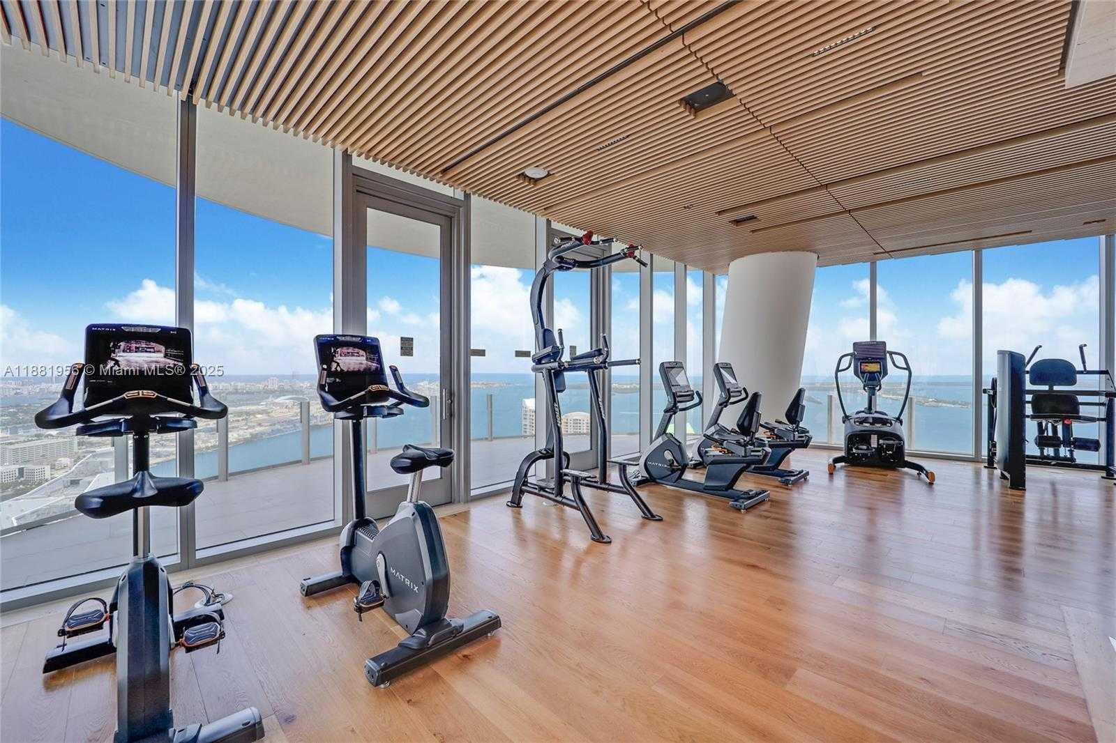 Small Image of 300 BISCAYNE BOULEVARD WAY #5108, Miami Number 35