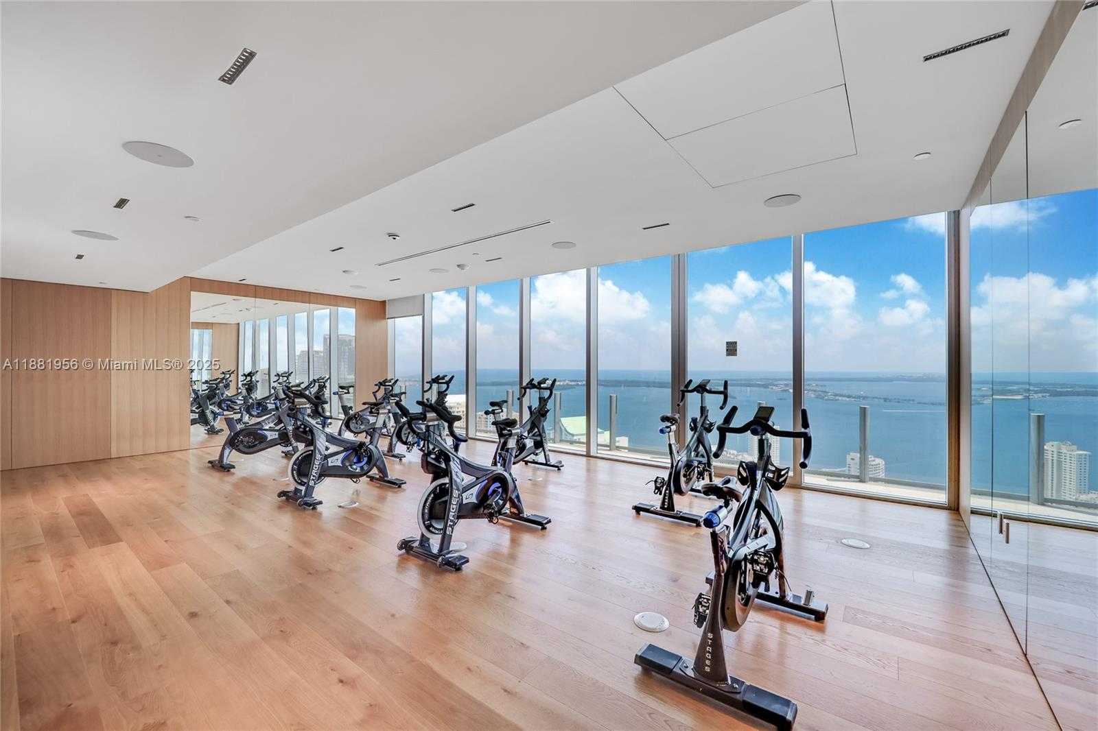 Small Image of 300 BISCAYNE BOULEVARD WAY #5108, Miami Number 36