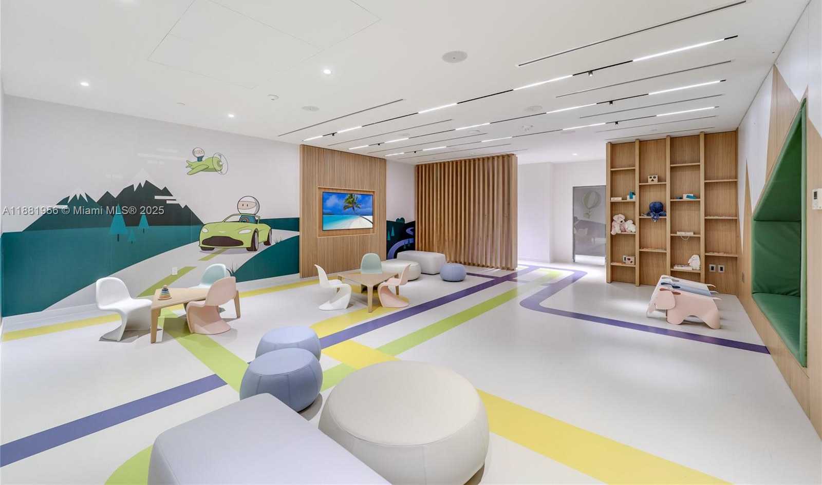 Small Image of 300 BISCAYNE BOULEVARD WAY #5108, Miami Number 39