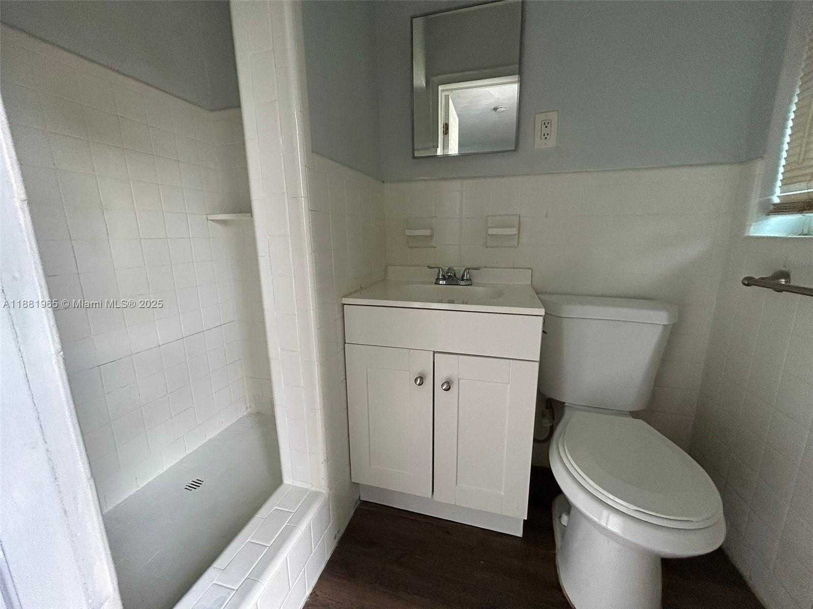 Small Image of 2316 MADISON ST #29A, Hollywood Number 3