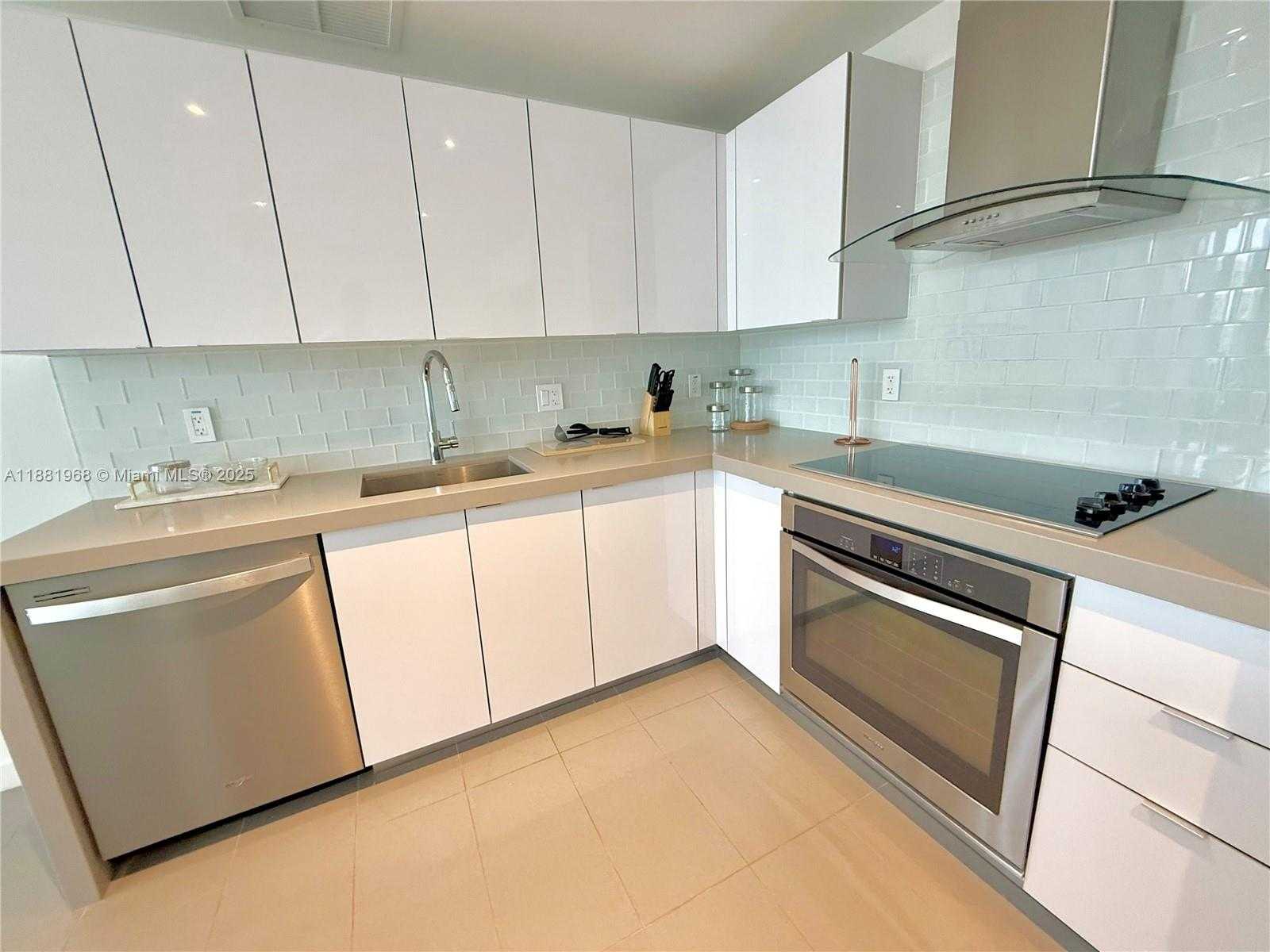 Small Image of 1600 NORTH EAST 1ST AVE #3210, Miami Number 12