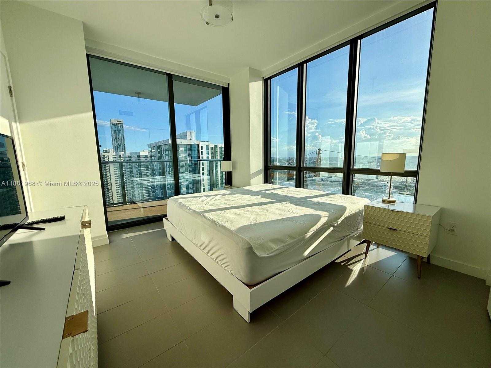 Small Image of 1600 NORTH EAST 1ST AVE #3210, Miami Number 17