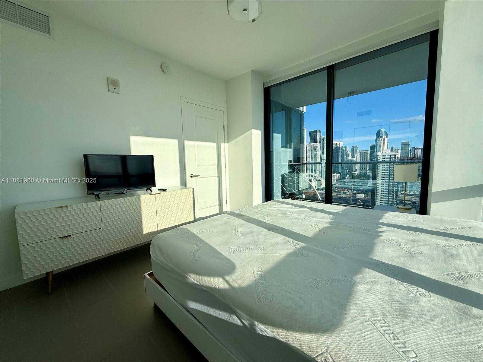 Small Image of 1600 NORTH EAST 1ST AVE #3210, Miami Number 18