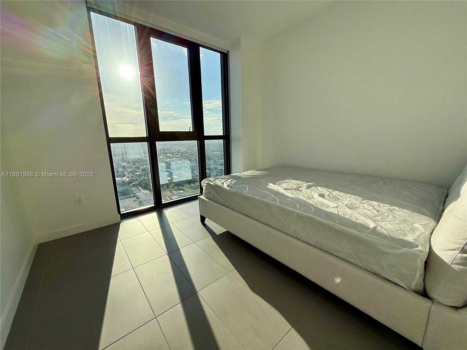 Small Image of 1600 NORTH EAST 1ST AVE #3210, Miami Number 24