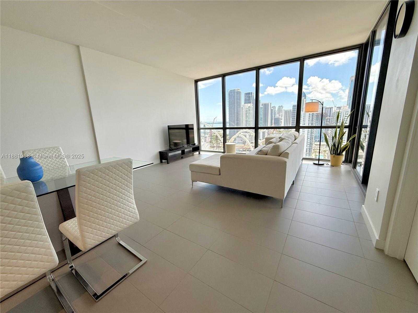 Small Image of 1600 NORTH EAST 1ST AVE #3210, Miami Number 4