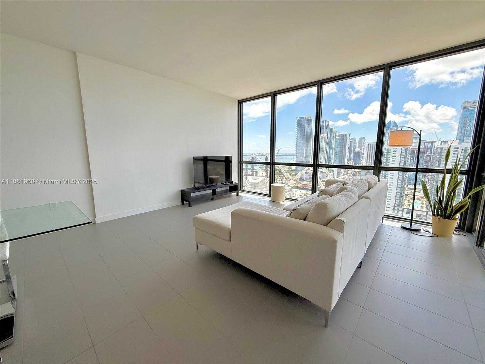 Small Image of 1600 NORTH EAST 1ST AVE #3210, Miami Number 7